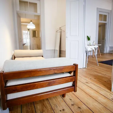 Casa Do Poeta & Guitarra By Porto City Hosts Porto