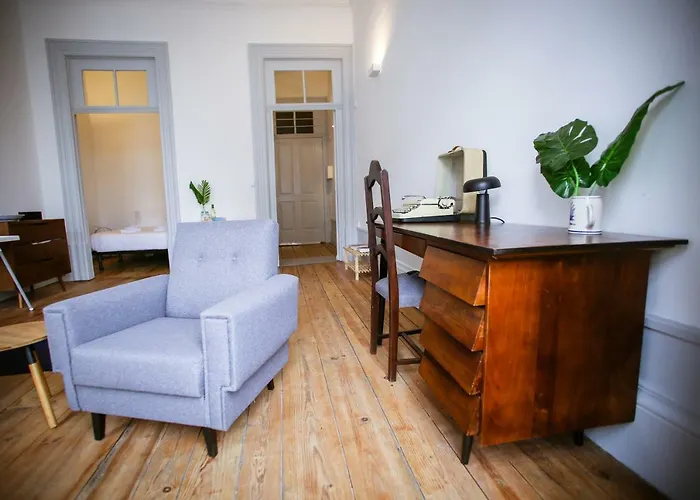 Casa Do Poeta & Guitarra By Pch *