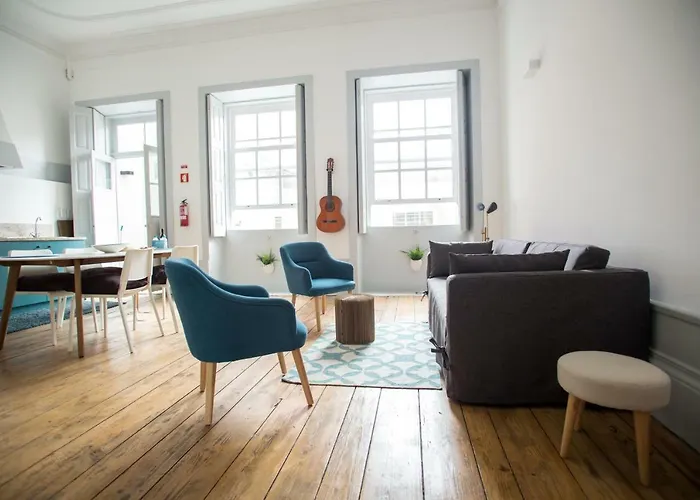 Casa Do Poeta & Guitarra By Pch * Porto